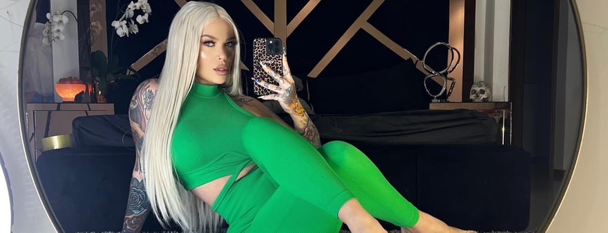 Jennifer Aboul - LaRabbit - Official Page @jenniferaboul